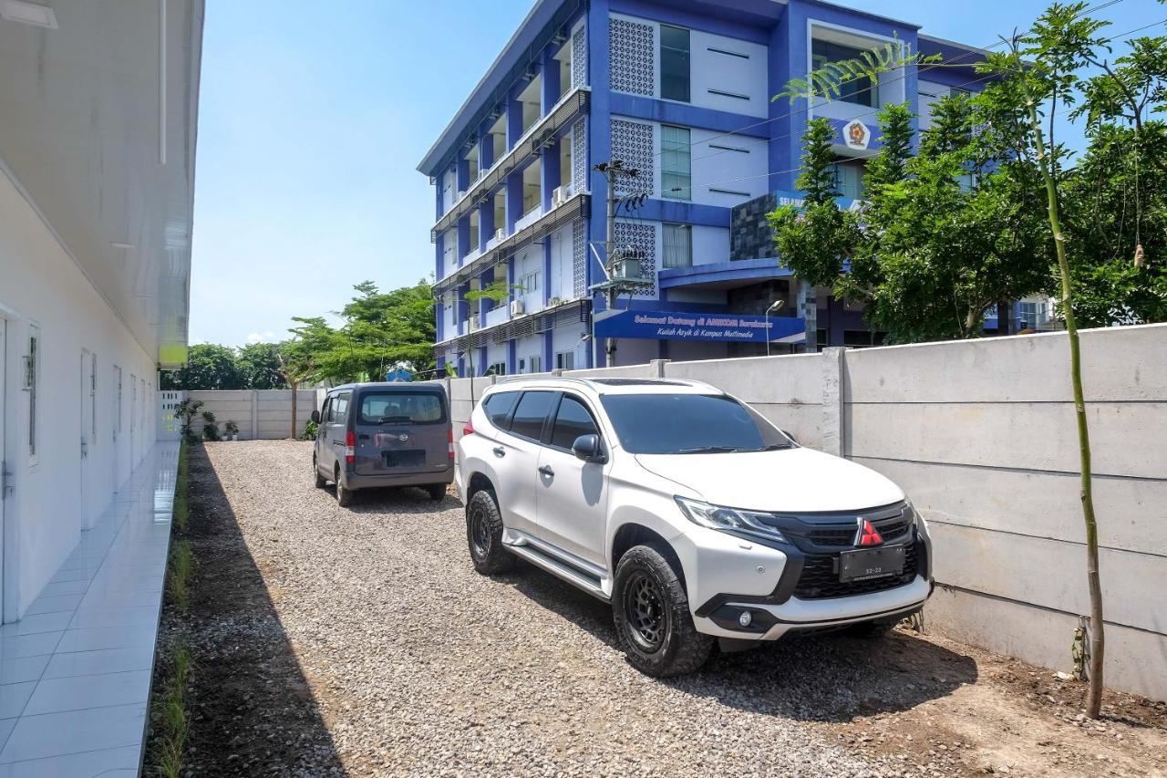 Reddoorz Near Tugu Kartasura Hotell Sukoharjo Eksteriør bilde